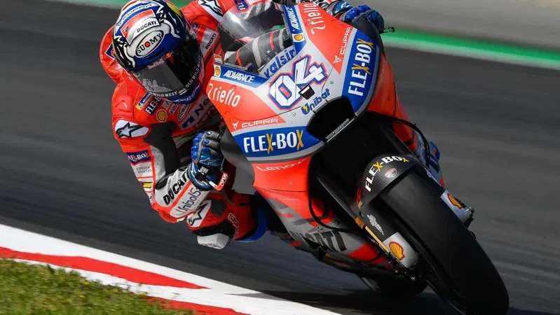 MotoGP 2018. Dovizioso &egrave; il pi&ugrave; veloce nel warm-up a Barcellona