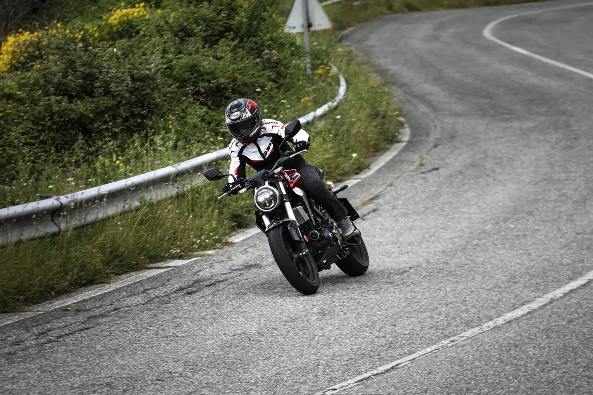 Honda CB300R TEST (7)