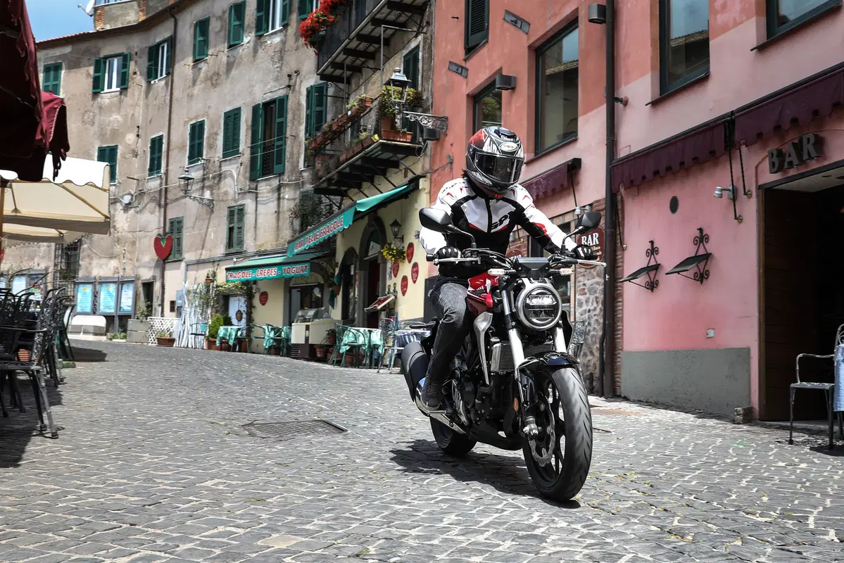 Honda CB300R TEST (8)