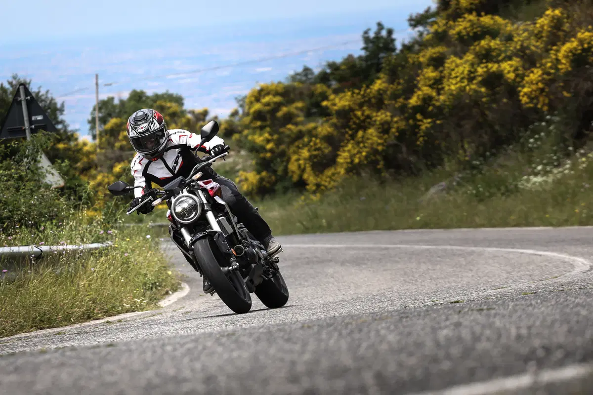 Honda CB300R TEST (5)