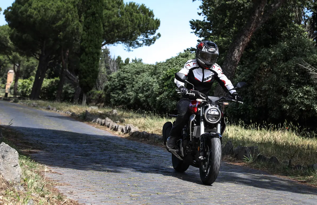 Honda CB300R TEST (9)