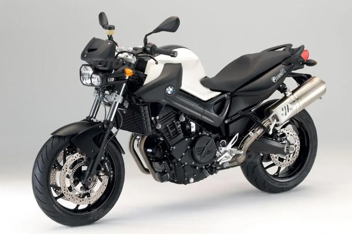 Lo scooter "ruba" l’8% di mercato alle moto (7)