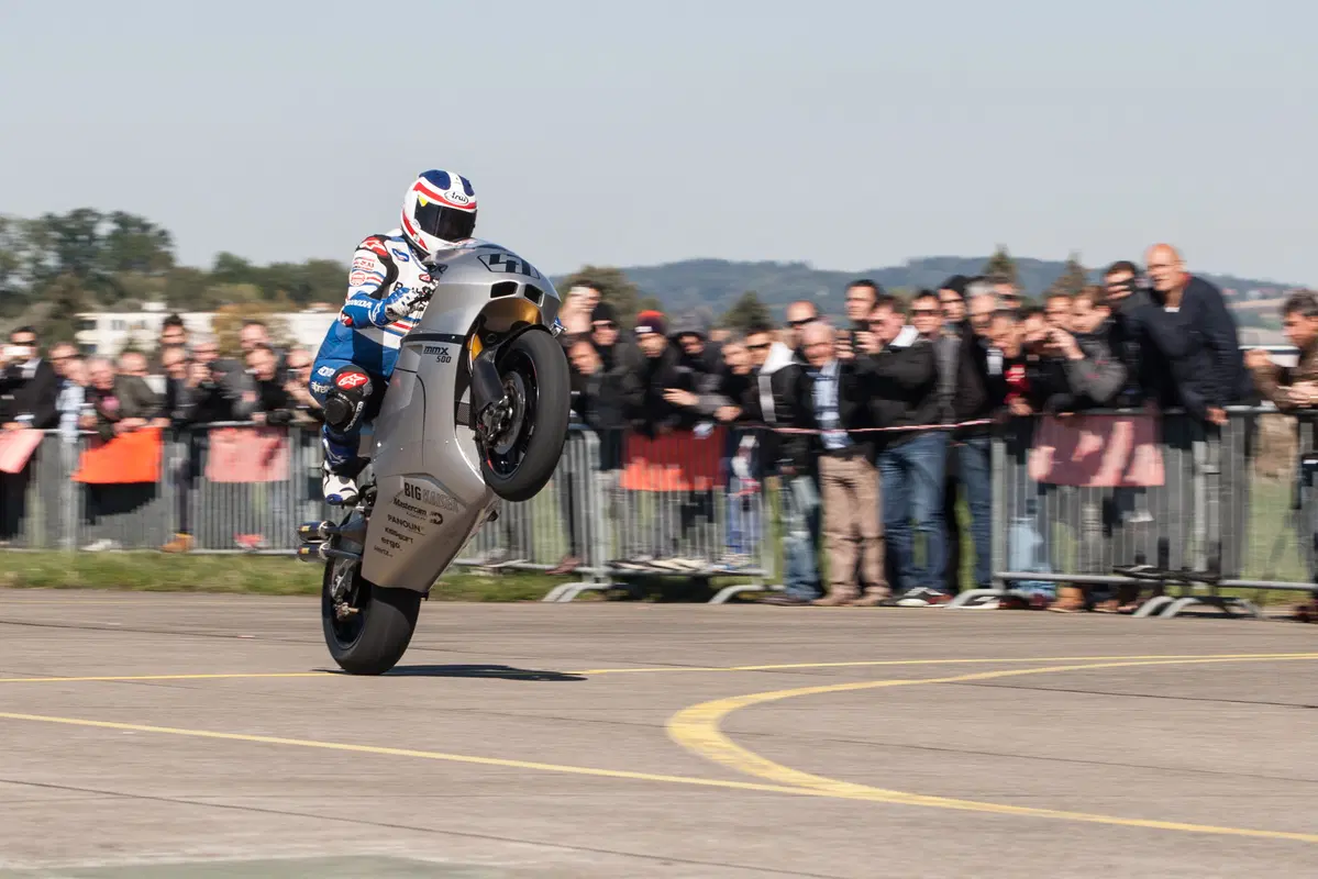TT 2016, arriva la Suter MMX 500! (3)