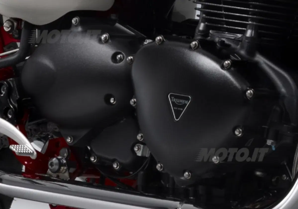Thruxton diventa Special Edition (3)