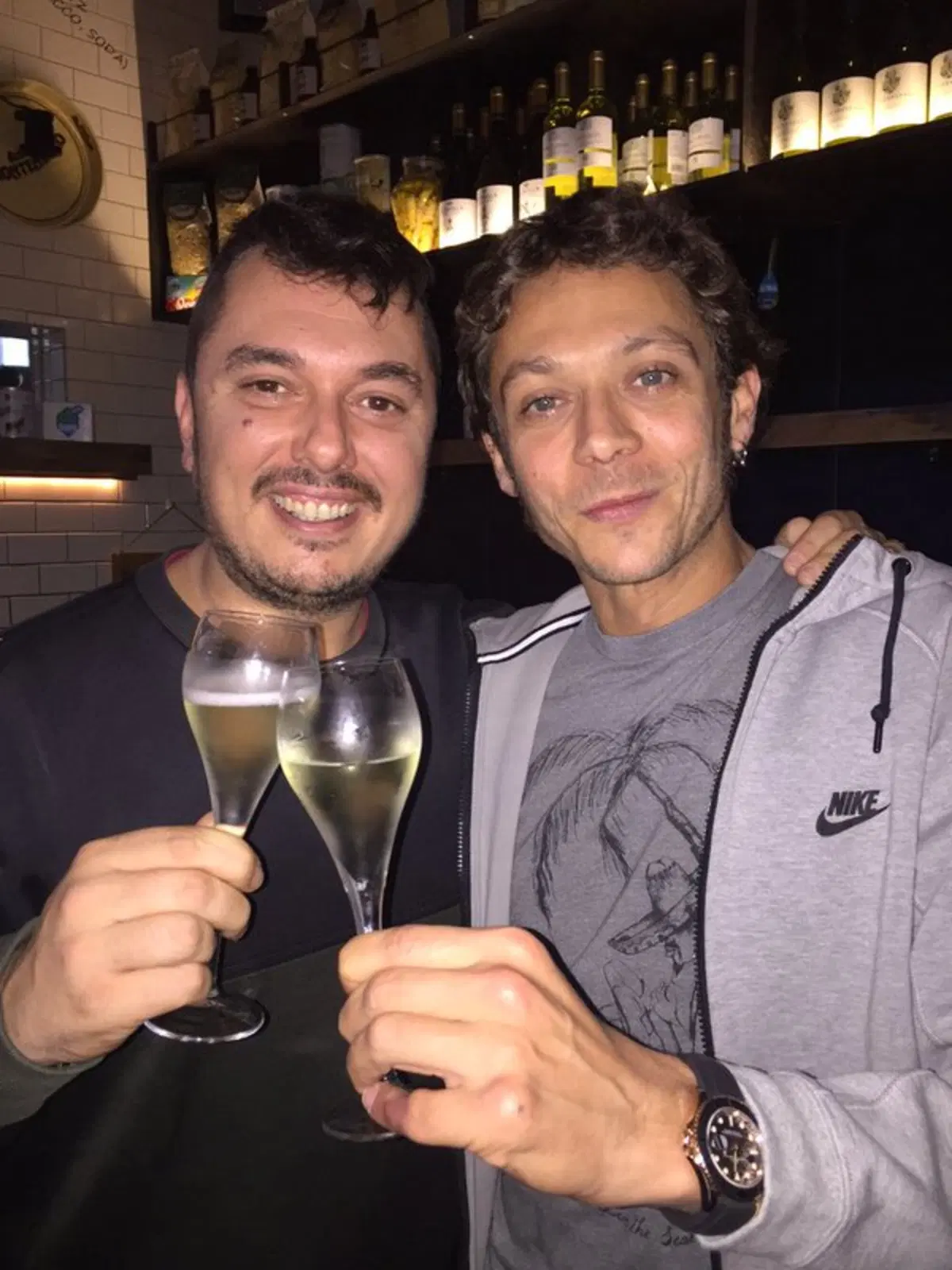 Valentino Rossi compie 37 anni e ancora è in pole (10)