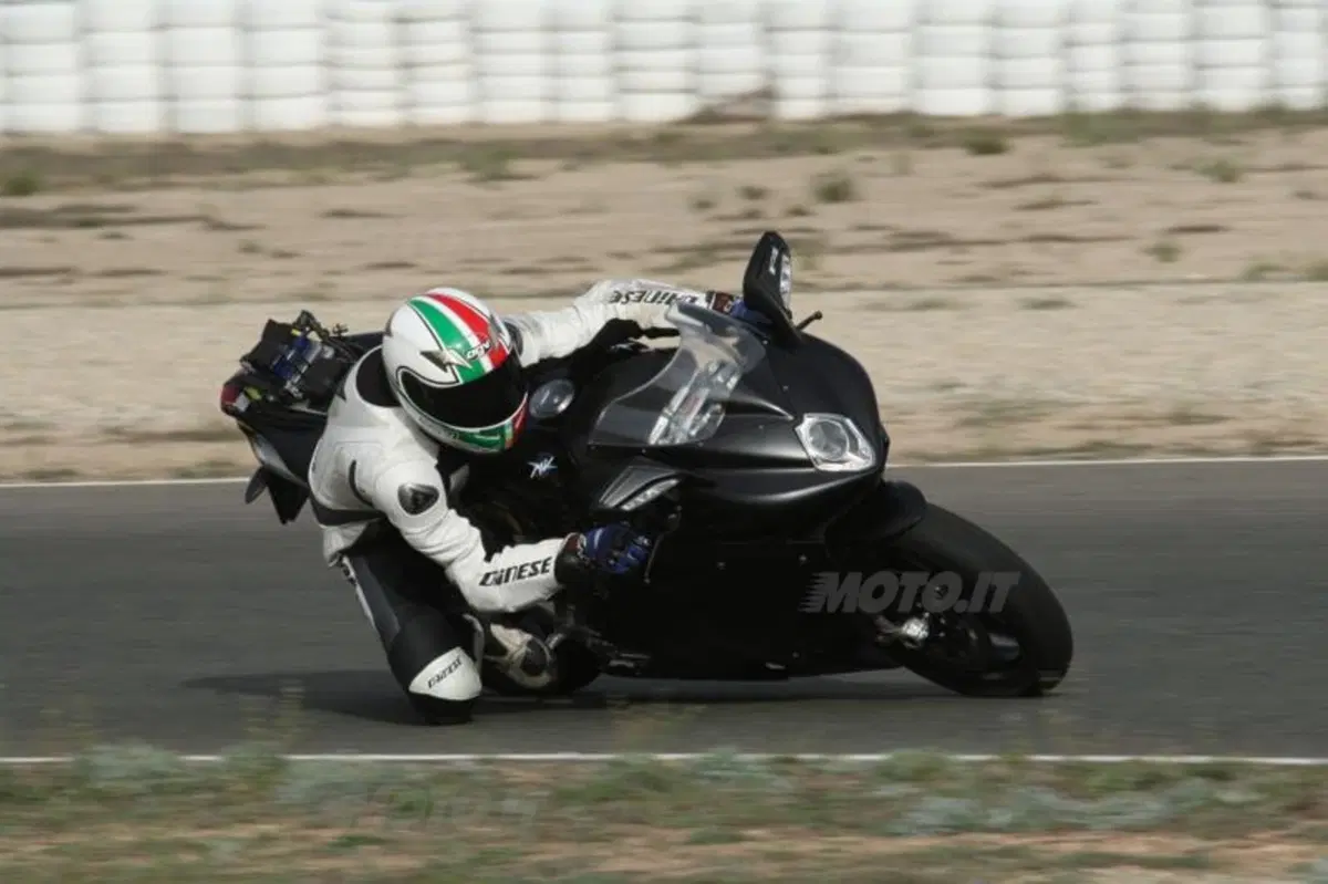 E' in arrivo la MV Agusta F3?
