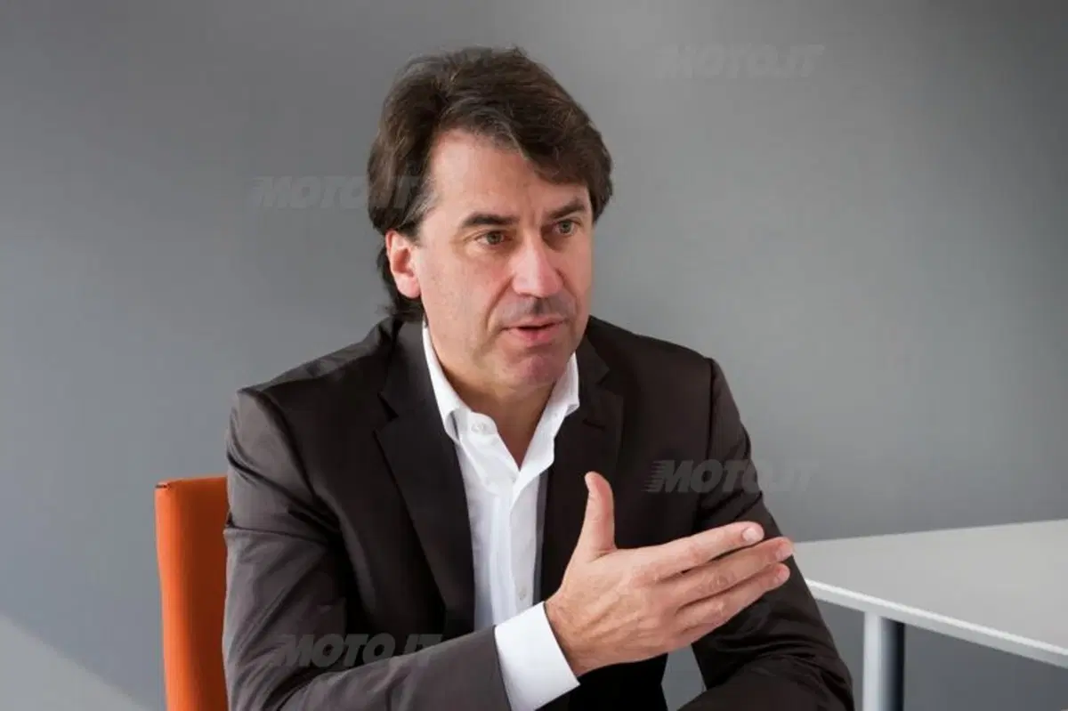Tante le KTM al via della Dakar (3)