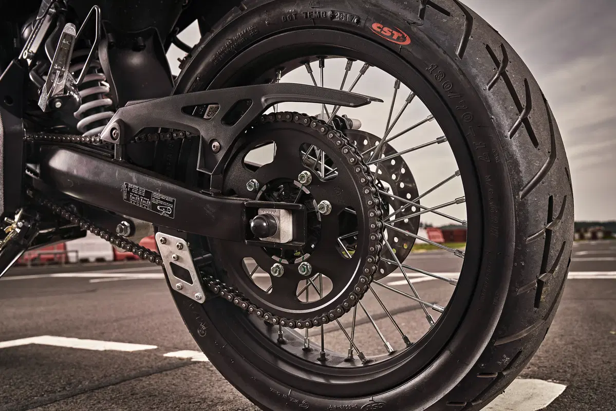Aprilia RX 125 e SX 125. Doppia personalità (10)