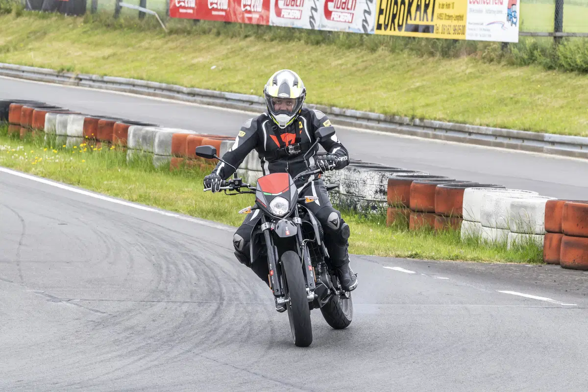 Aprilia RX 125 e SX 125. Doppia personalità (9)