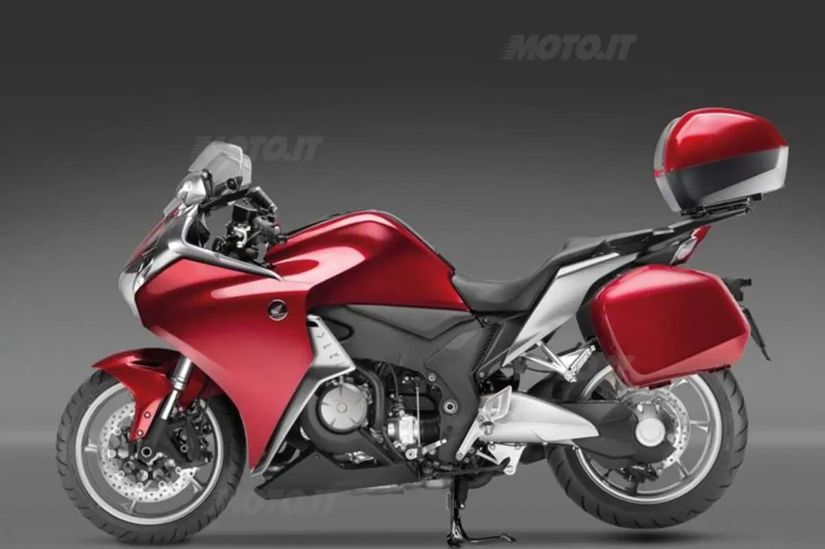Honda VFR1200F: fatti toccare! (6)