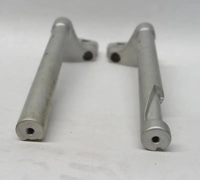 Coppia Manubri Sprint 955RS Triumph (6)