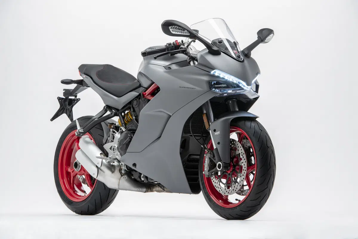 Nuova colorazione per la Ducati SuperSport  (10)