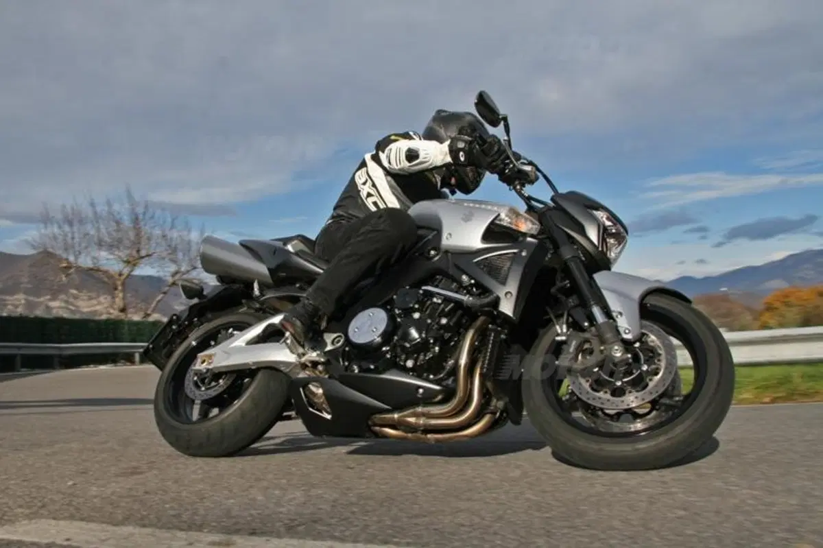 Suzuki B-King 