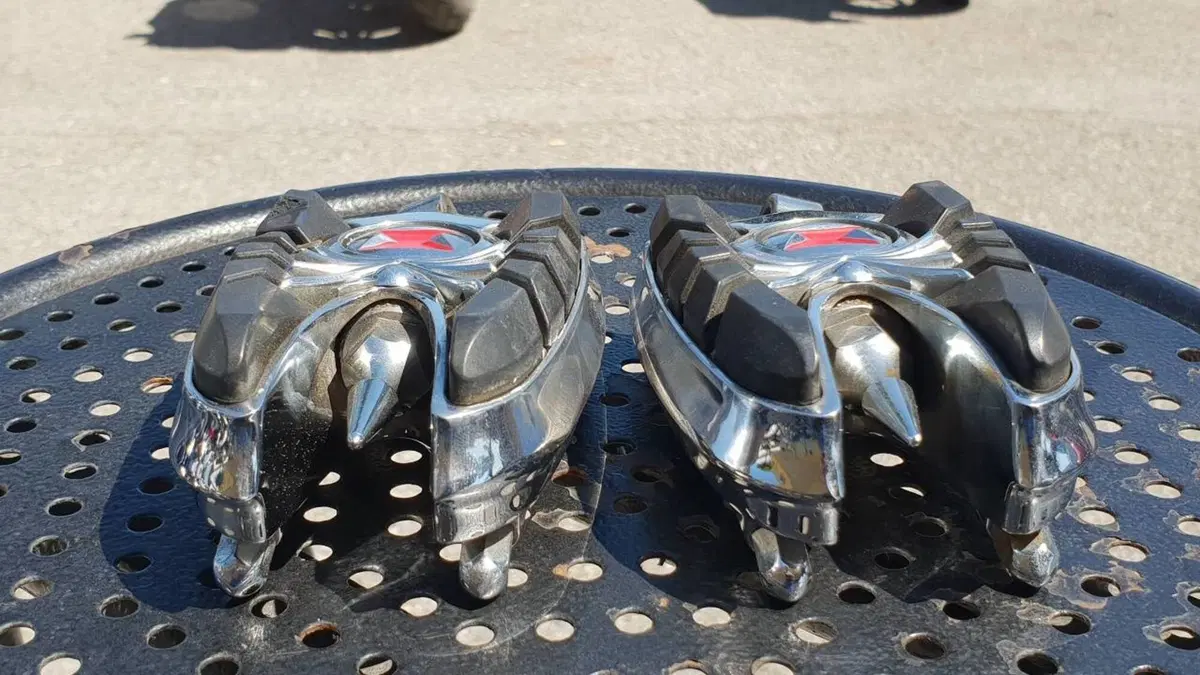 Pedane per Harley-Davidson Küryakyn (3)