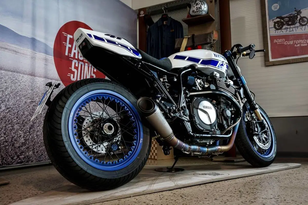 Yamaha XJR 1300 Ronin (5)