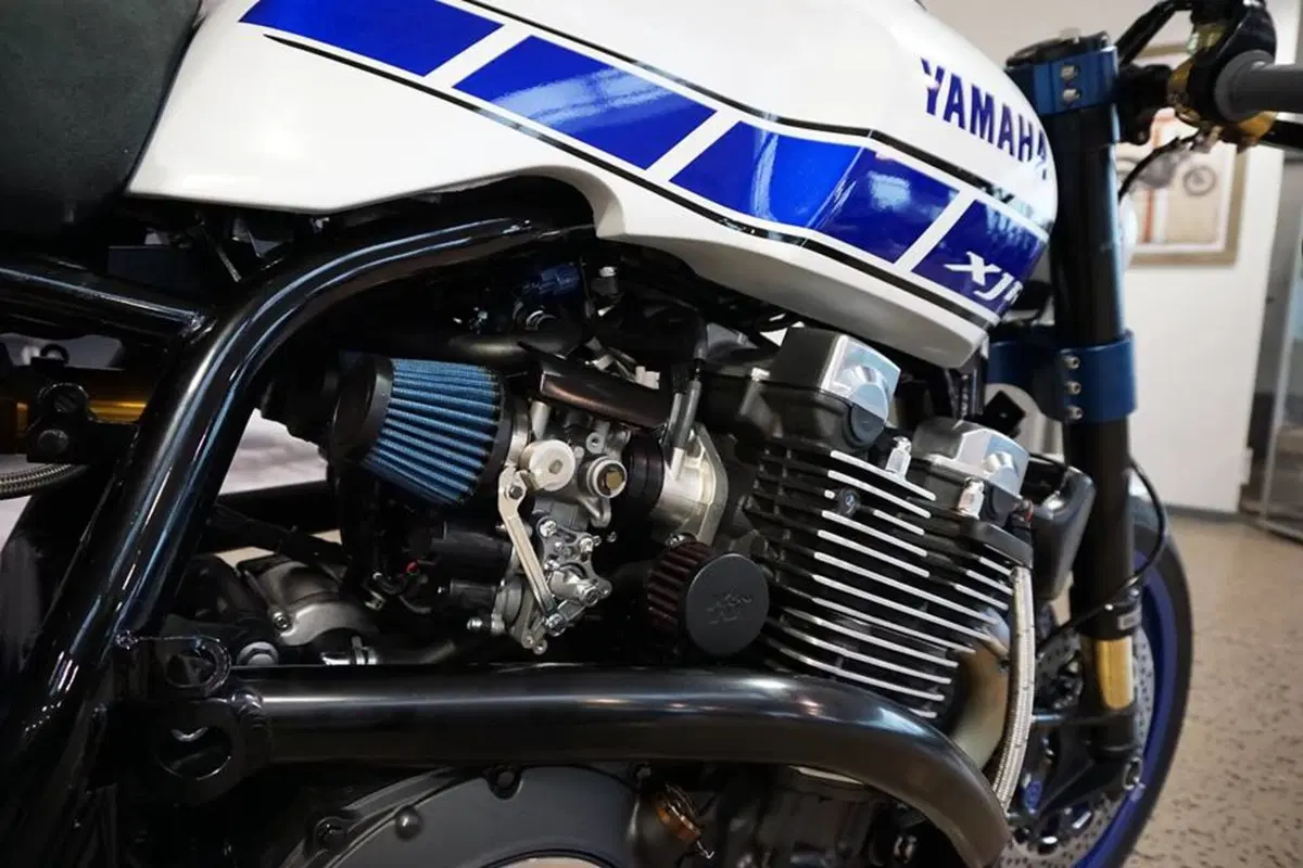 Yamaha XJR 1300 Ronin (11)