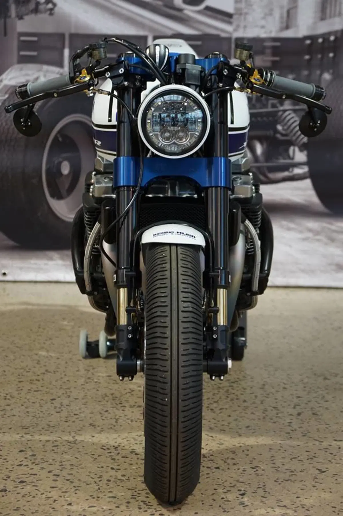 Yamaha XJR 1300 Ronin (10)