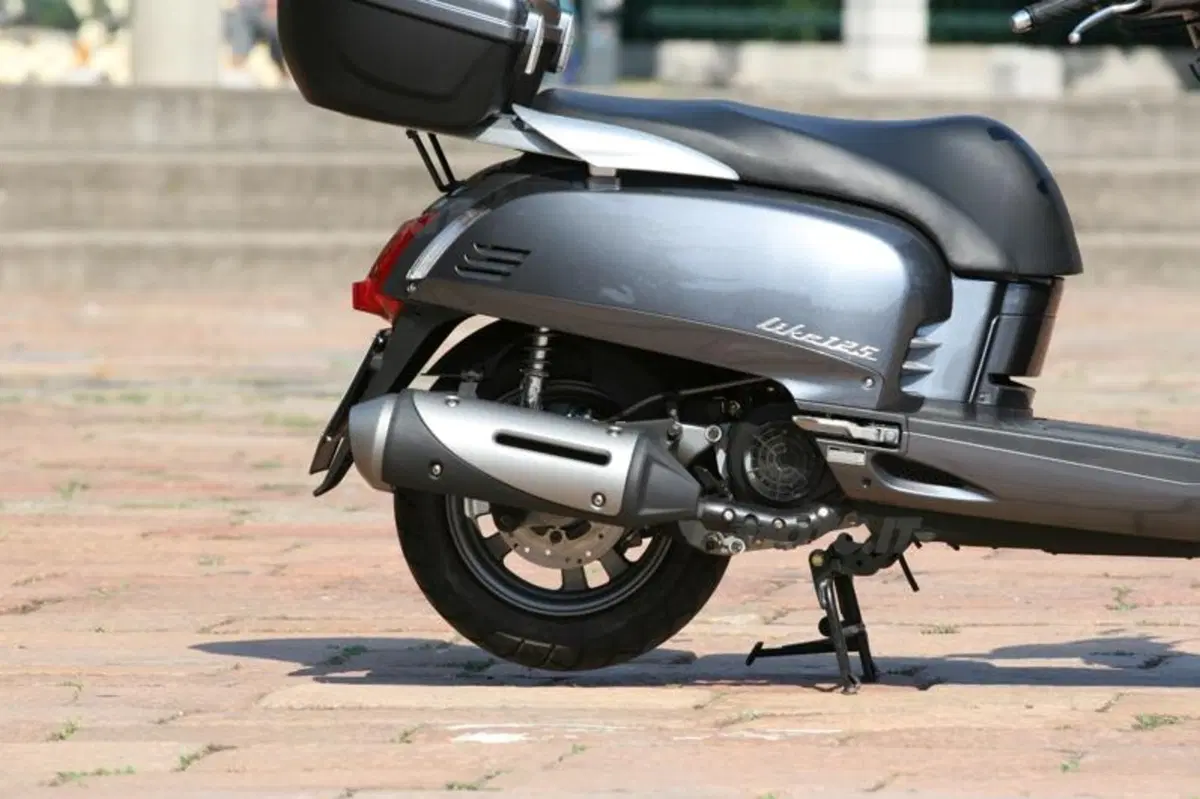Kymco 125  (15)