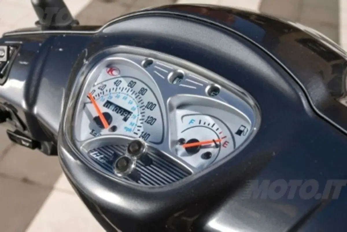 Kymco 125  (19)
