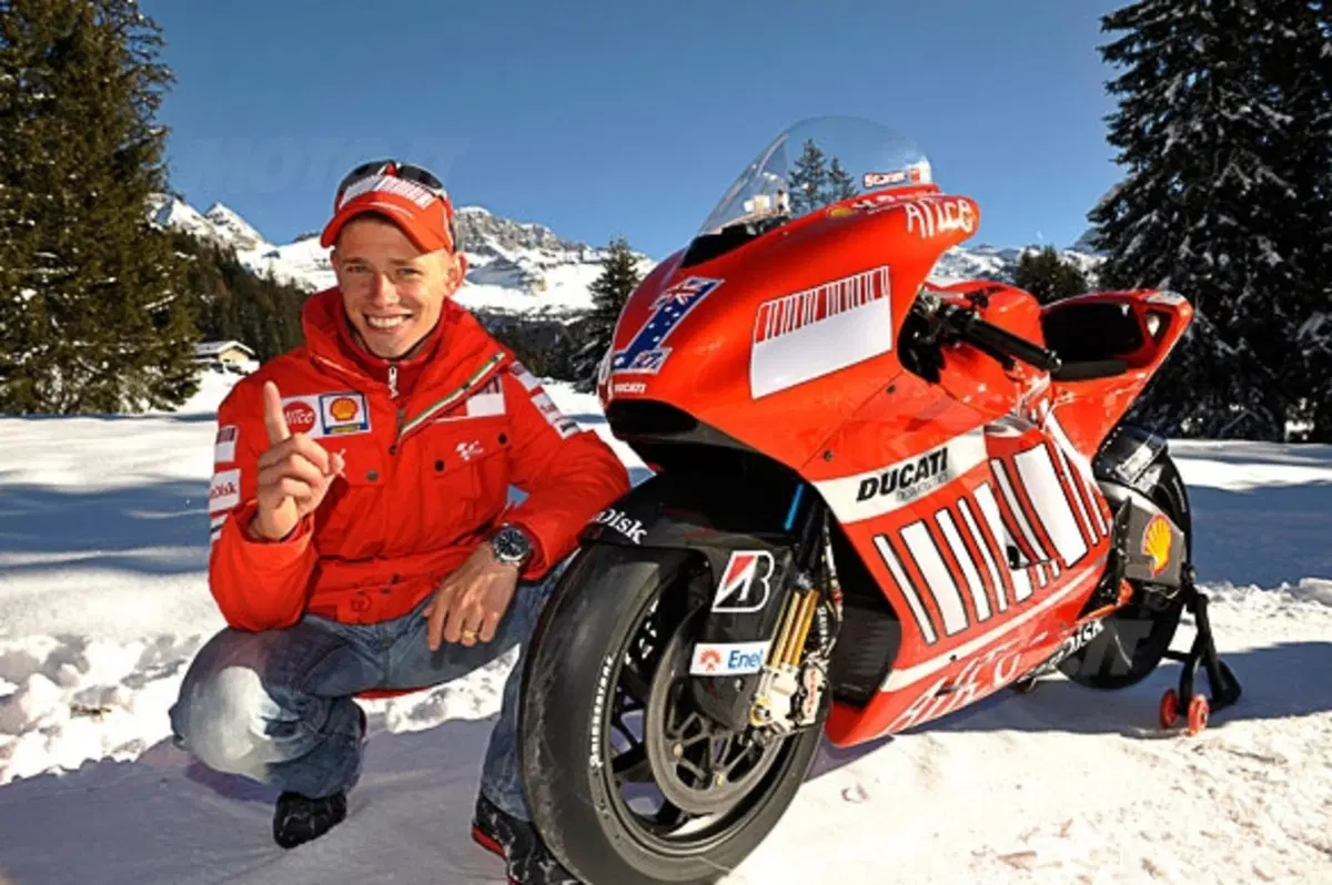 Wrooom 2010: Ducati e Ferrari insieme sulla neve (3)