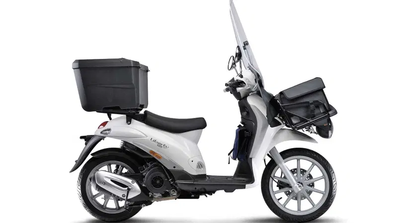 Piaggio: 250 Liberty per le poste croate