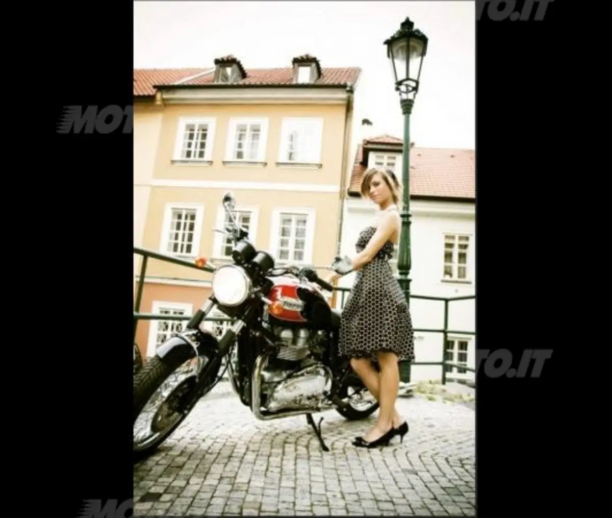 Eva e Katka scelgono le Triumph (7)