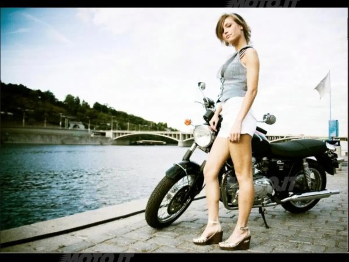 Eva e Katka scelgono le Triumph (17)