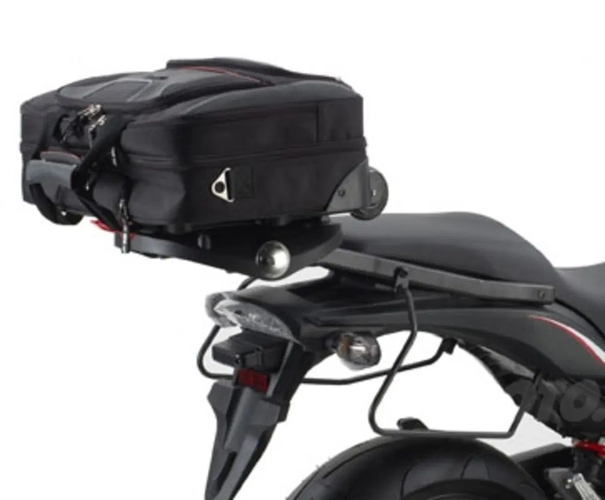 Linea Silver di Givi (2)