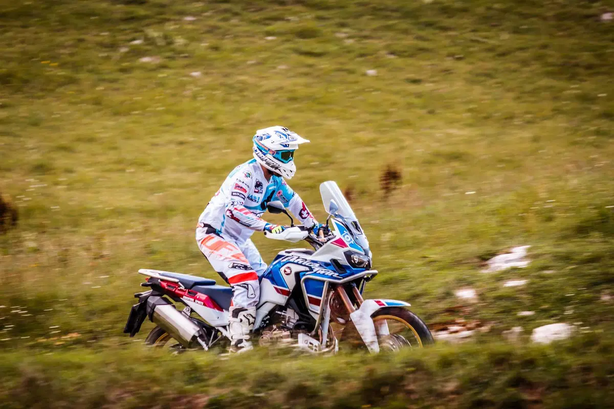 Gibraltar Race: partita la gara di maxi enduro che attraversa l'Europa (4)