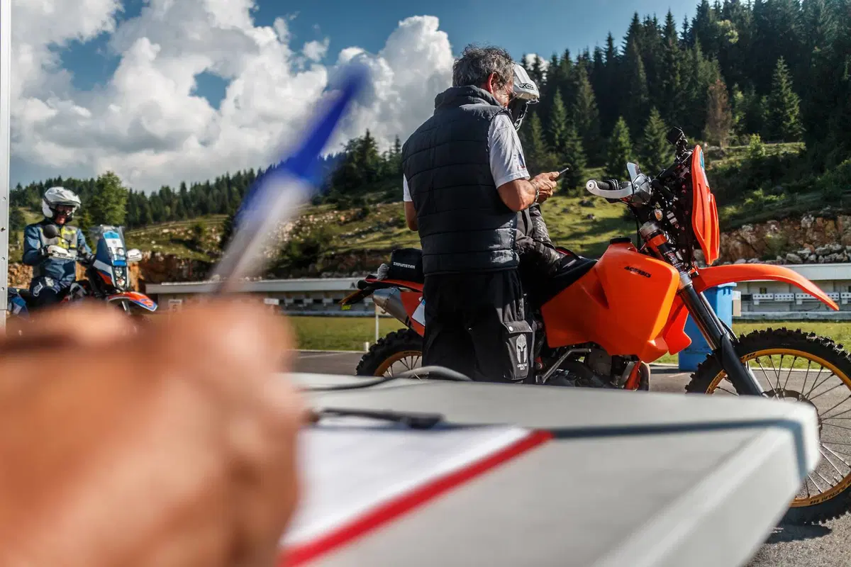 Gibraltar Race: partita la gara di maxi enduro che attraversa l'Europa (19)