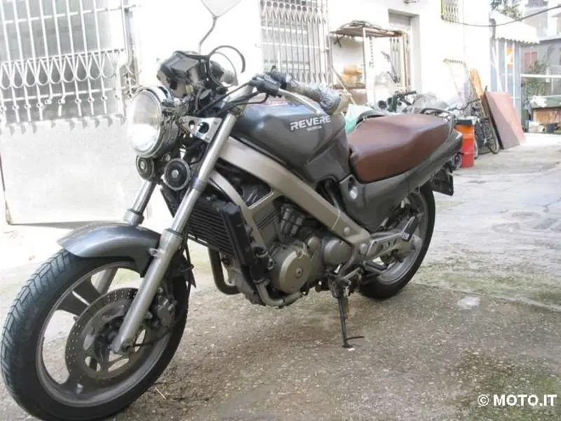 Honda NTV 650 (1988 - 01) (3)