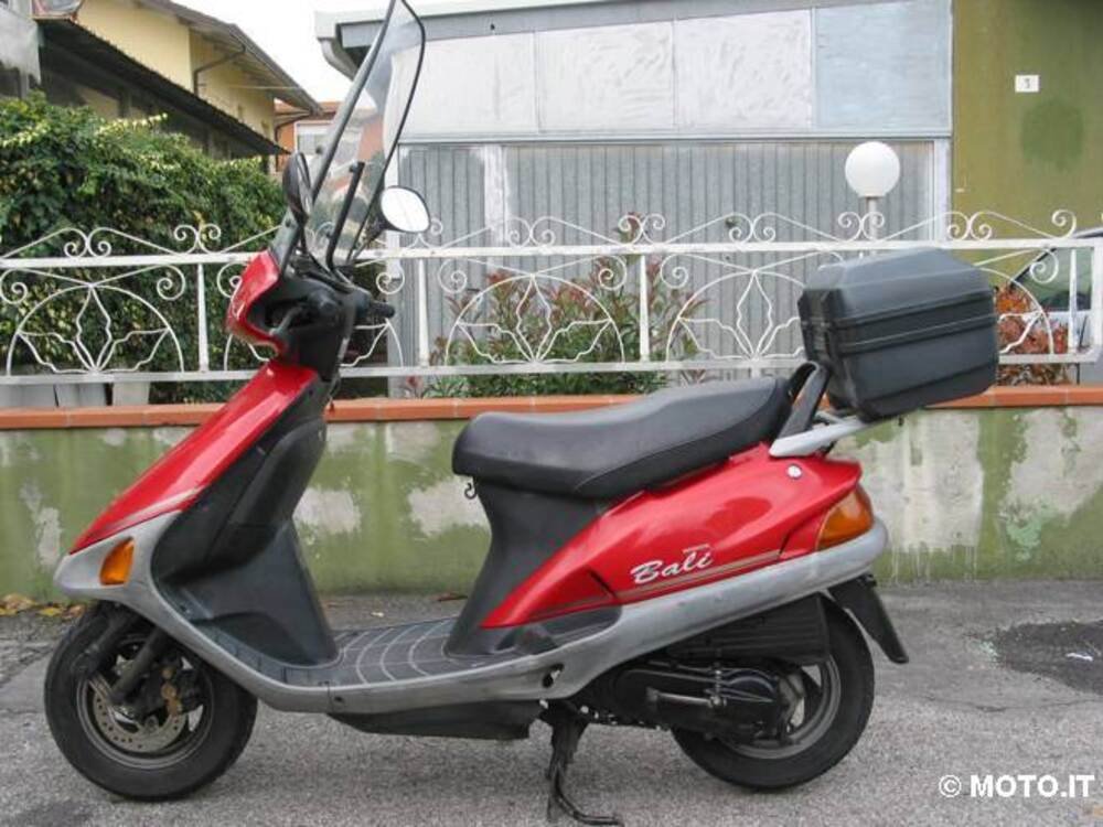Honda SJ  50 Bali (3)