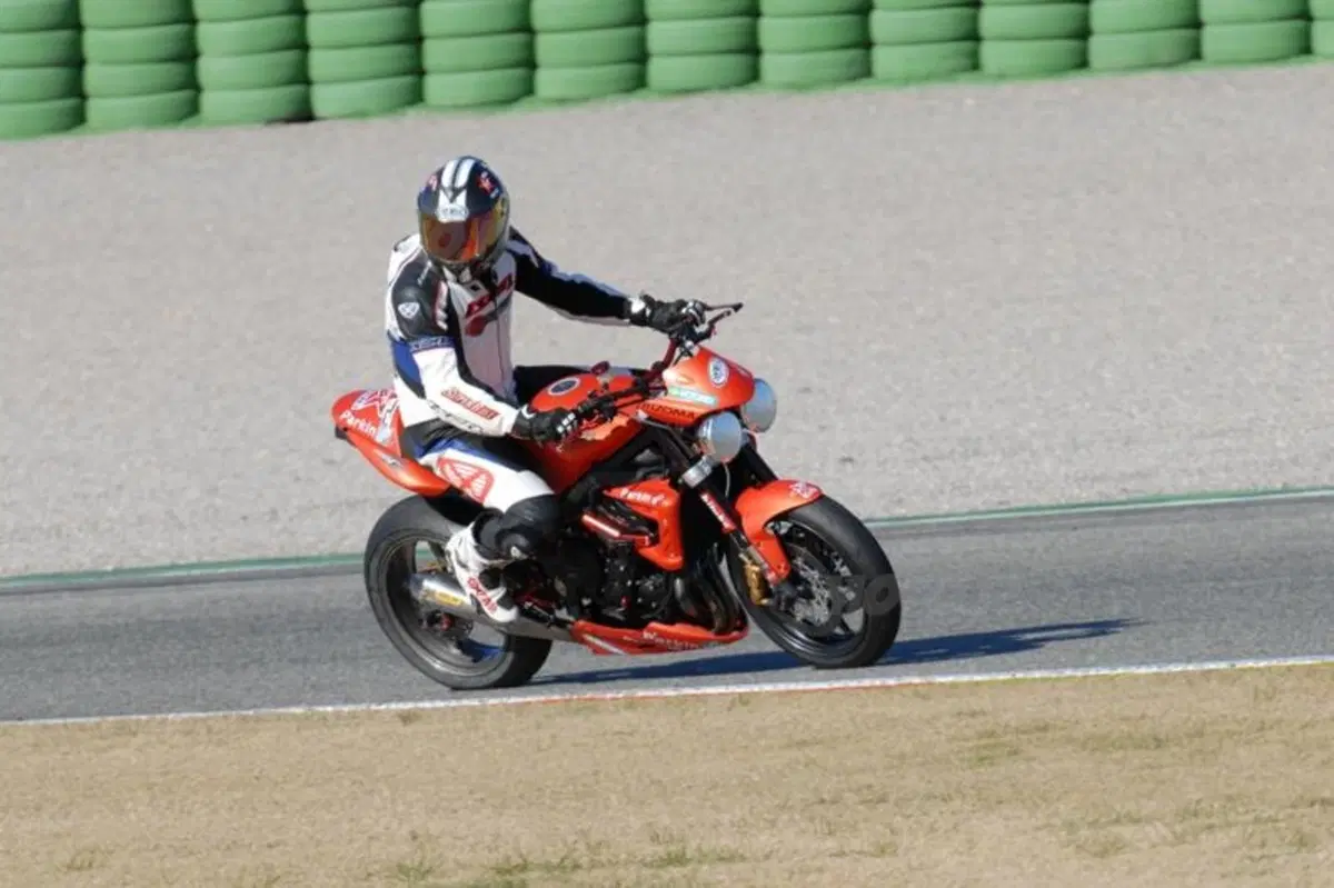 McCoy prova la Street Triple R (17)