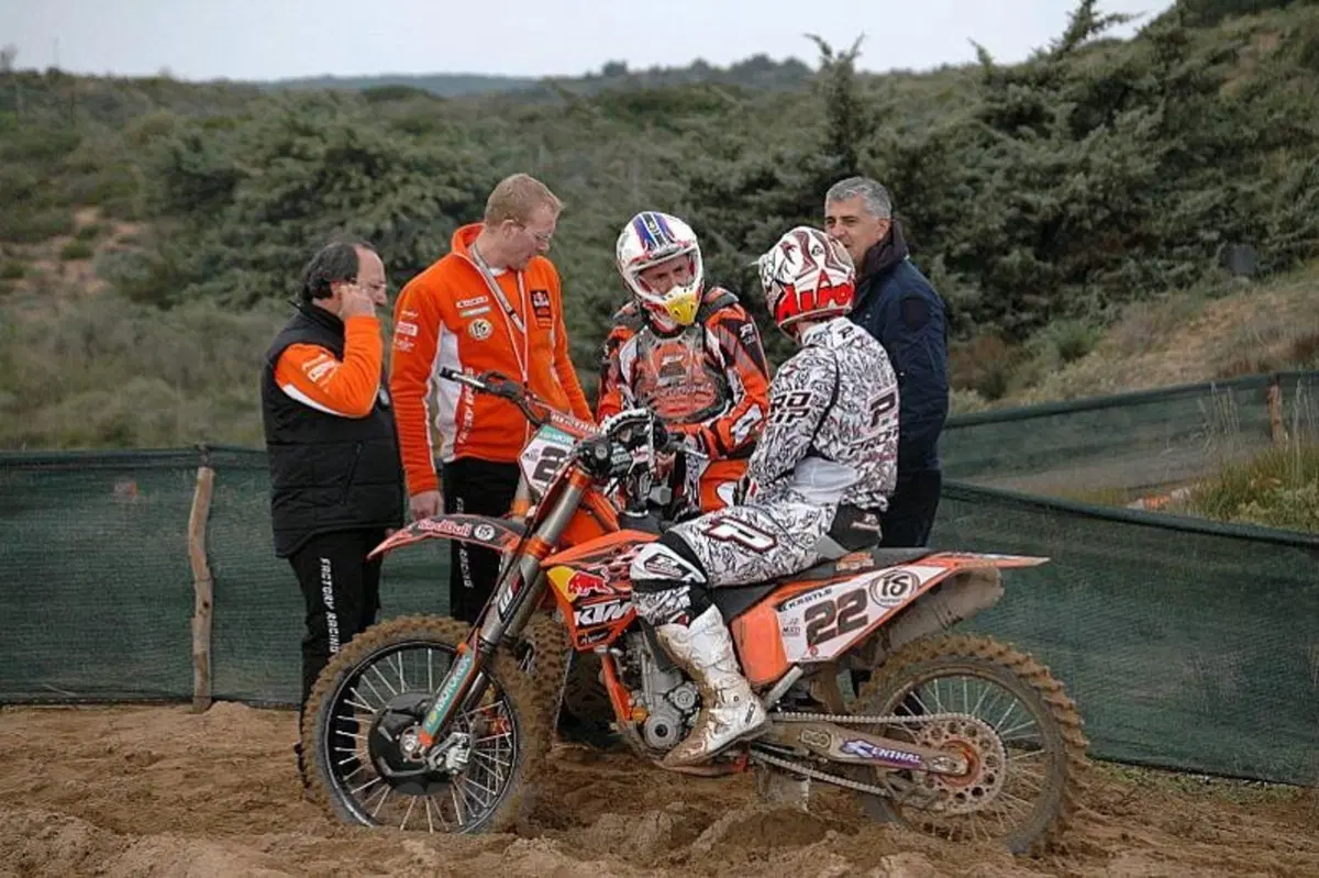 Cairoli e la KTM Eccoli in azione (2)