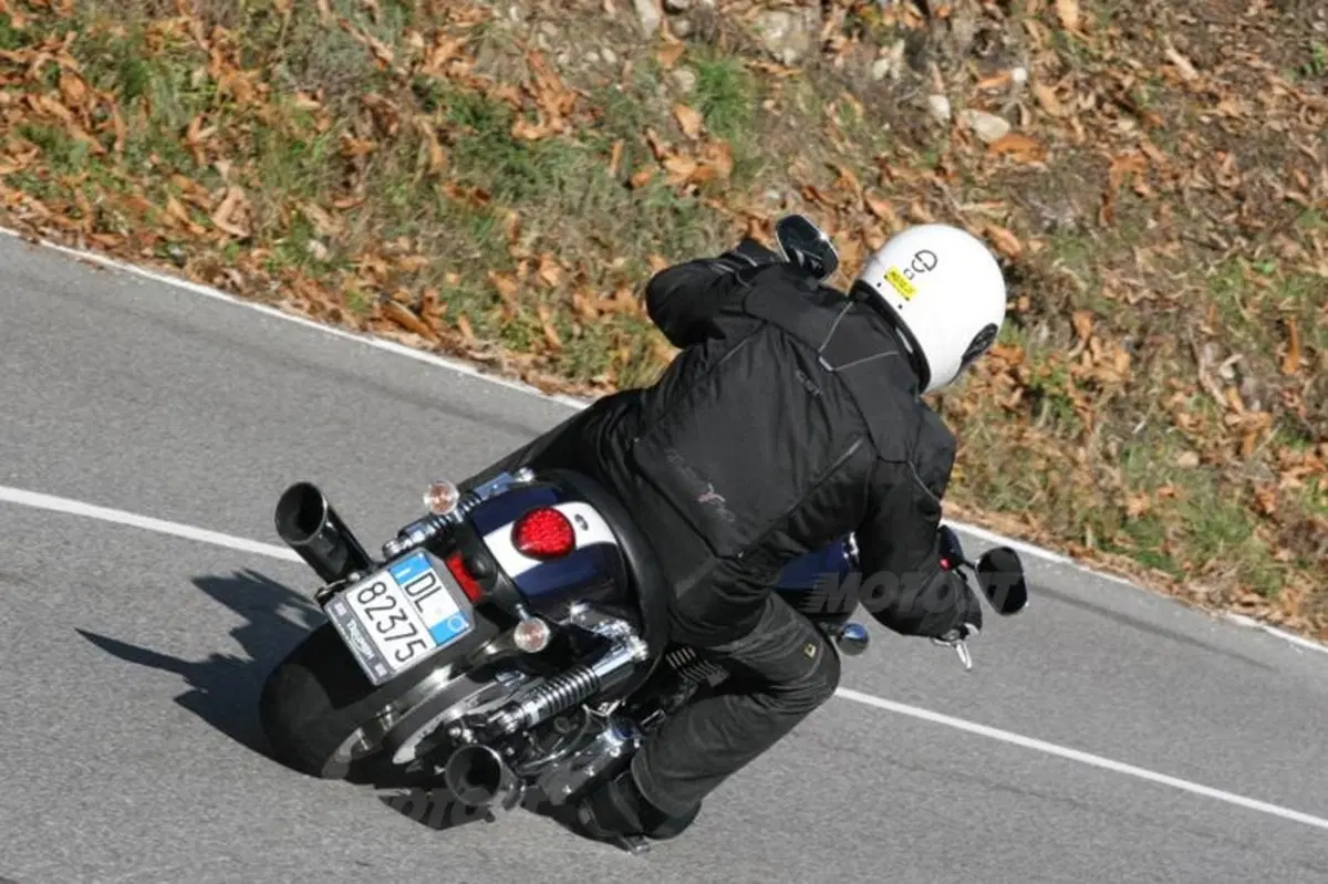 Triumph Thunderbird  (5)