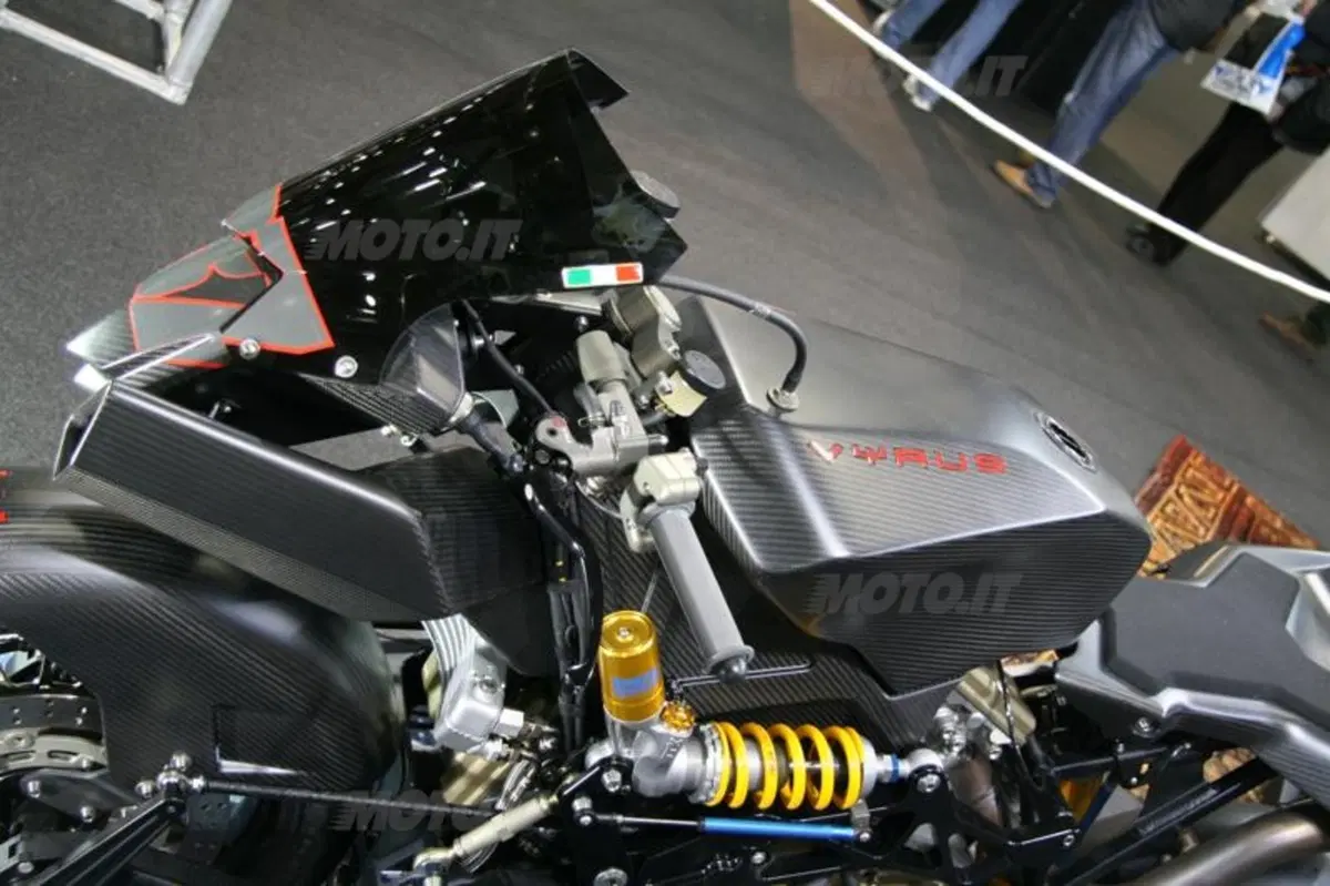 A Verona debutta la Vyrus 987 C34V (5)