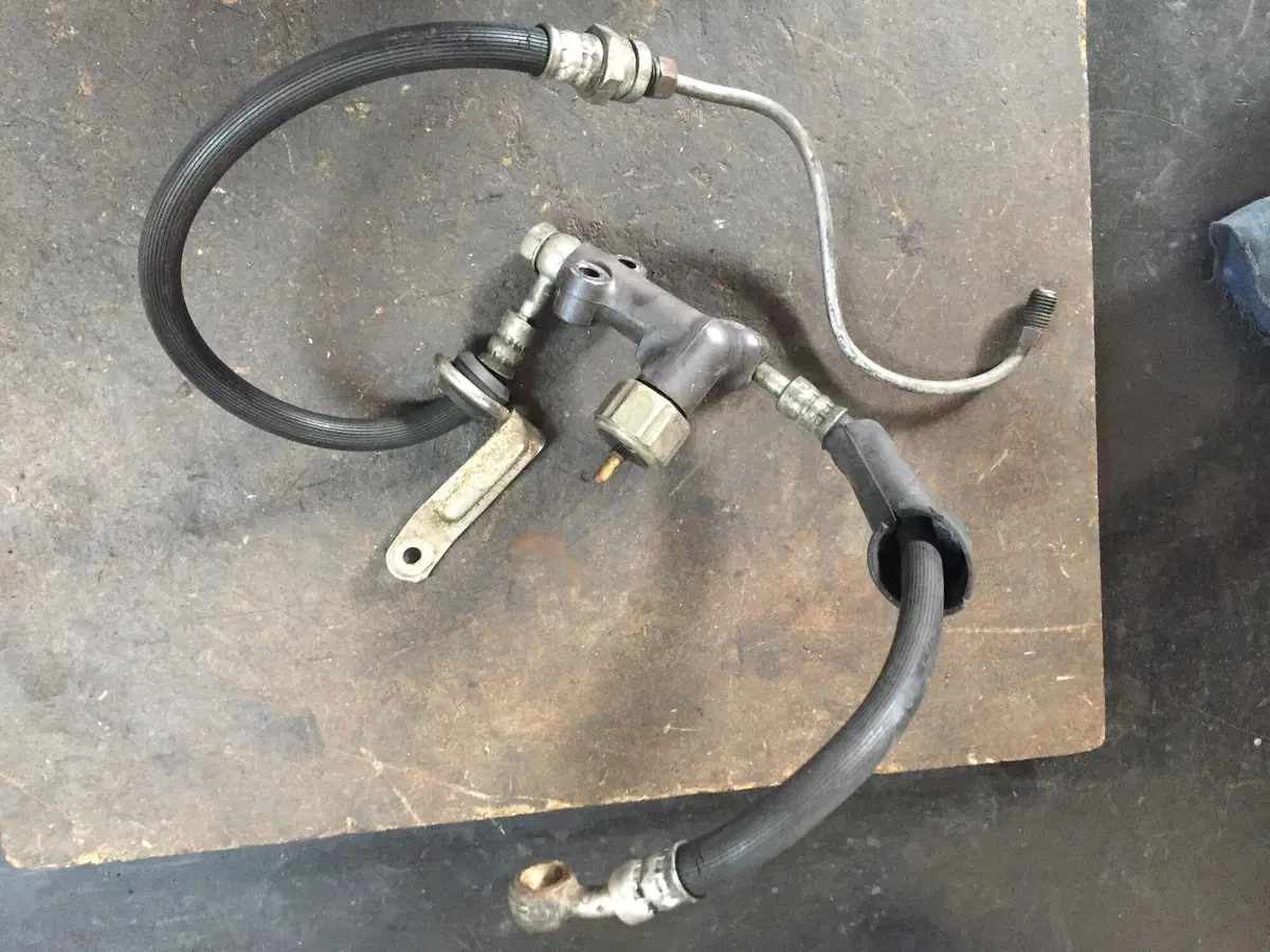Restaurando, puntata 21: Honda CB 750 Four k1 (18)