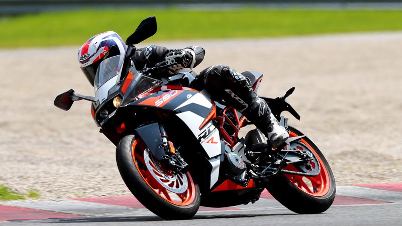 KTM RC 390R. Supersport Ready to Race