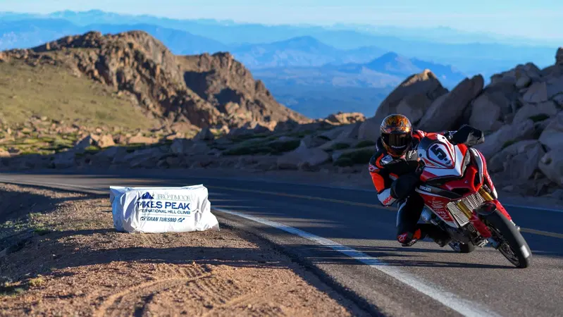 Ducati ritorna alla vittoria alla Pikes Peak con Dunne e la Multistrada 1260