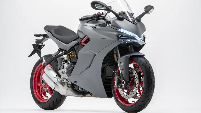 Ducati SuperSport: richiamo per l'airbox