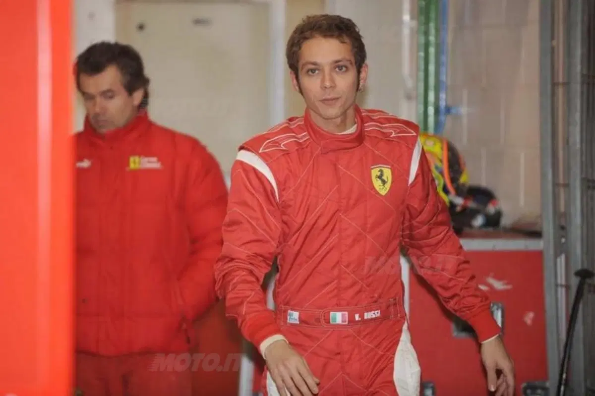 Rossi con la Ferrari F2008 a Montmelò (2)