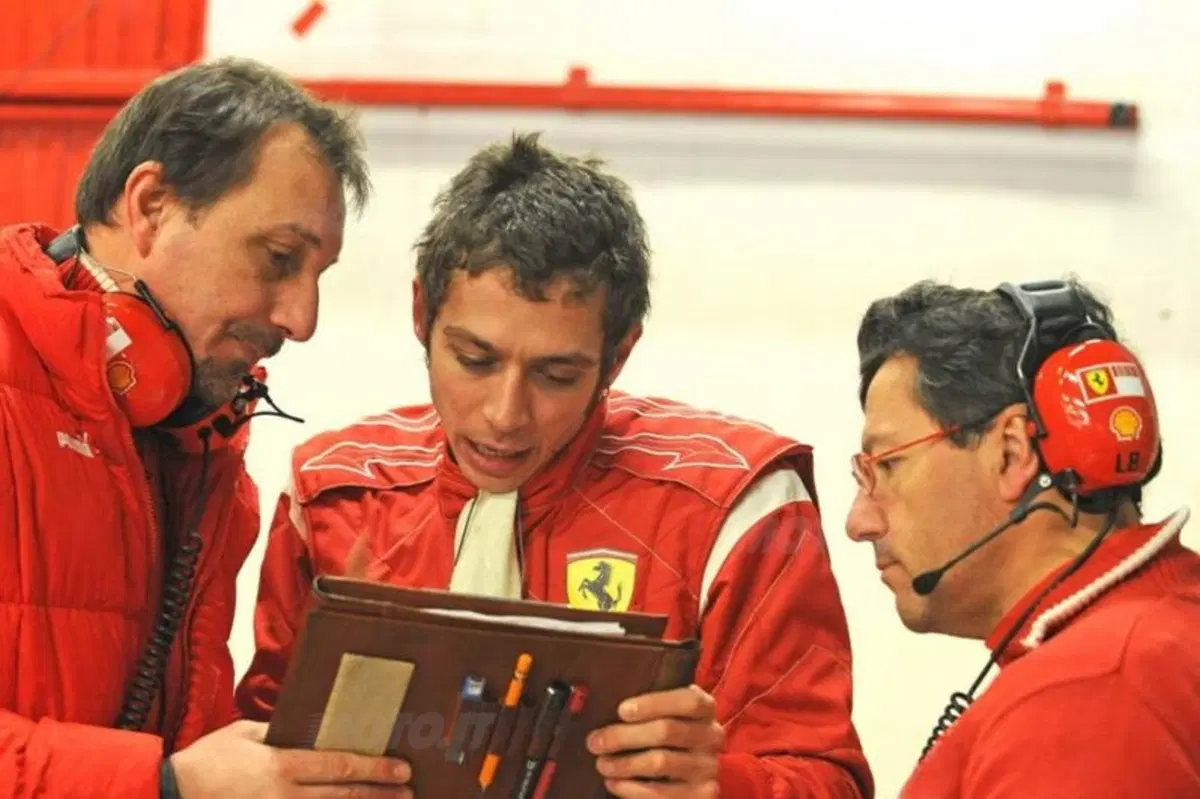 Rossi con la Ferrari F2008 a Montmelò (4)
