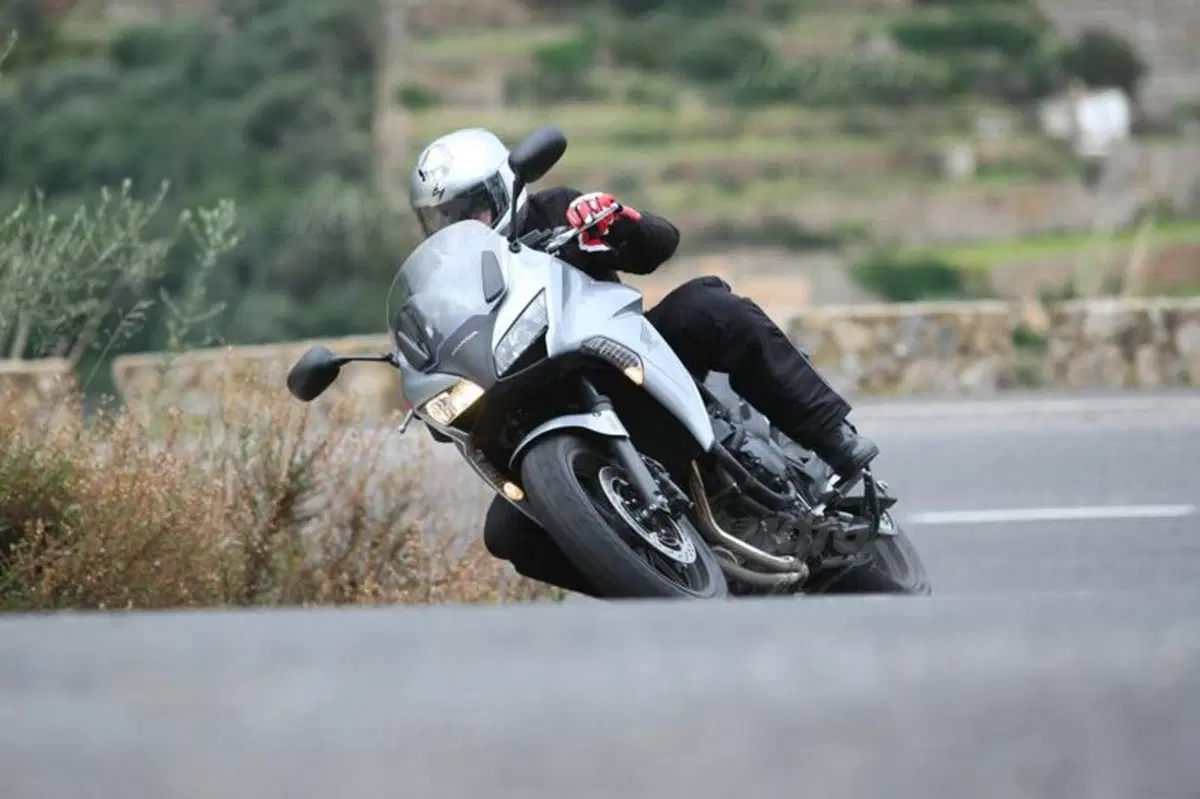 Honda CBF 1000  (12)