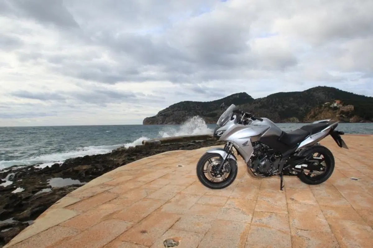 Honda CBF 1000  (19)