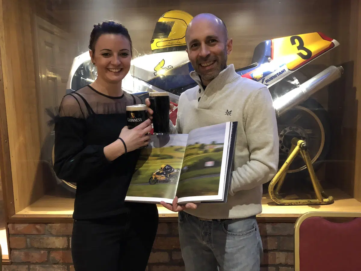 Libri per motociclisti. 'Road To Racing' (12)