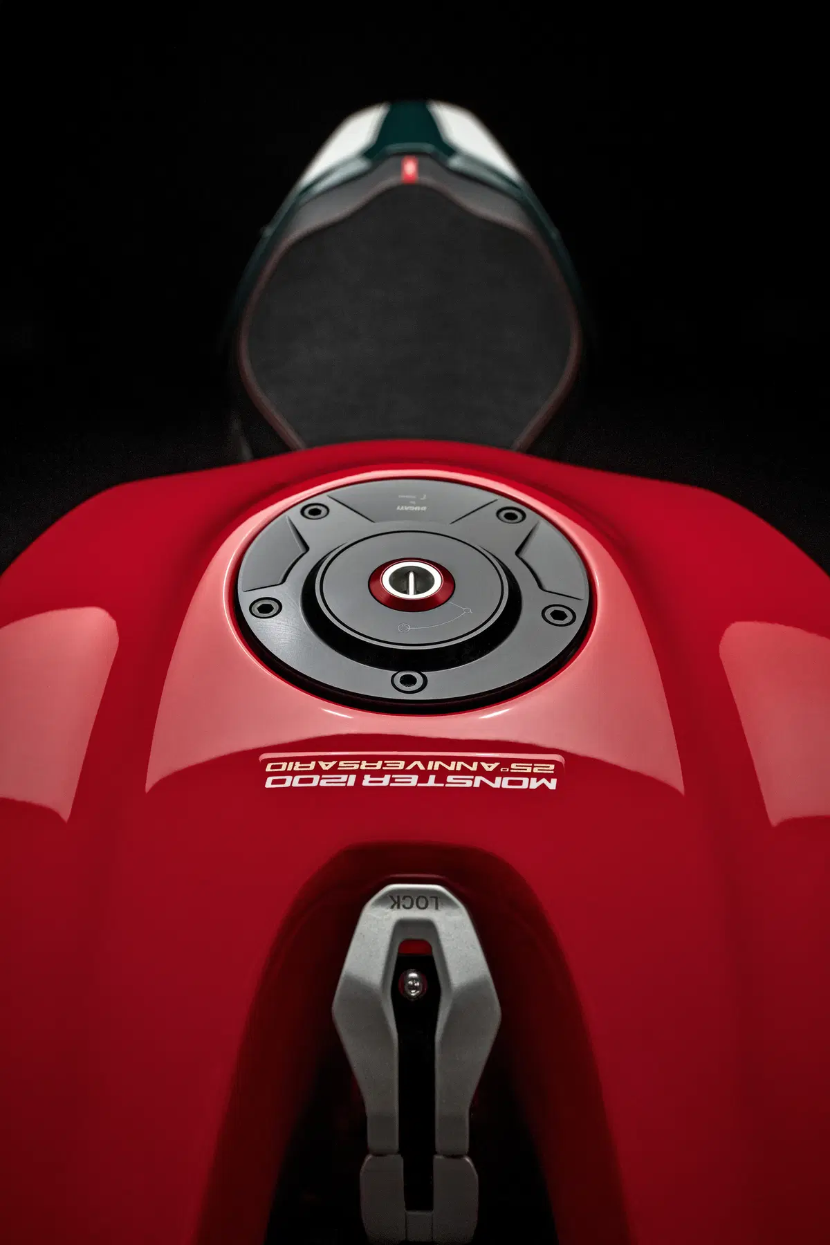 Ducati Monster 1200 25° anniversario (15)