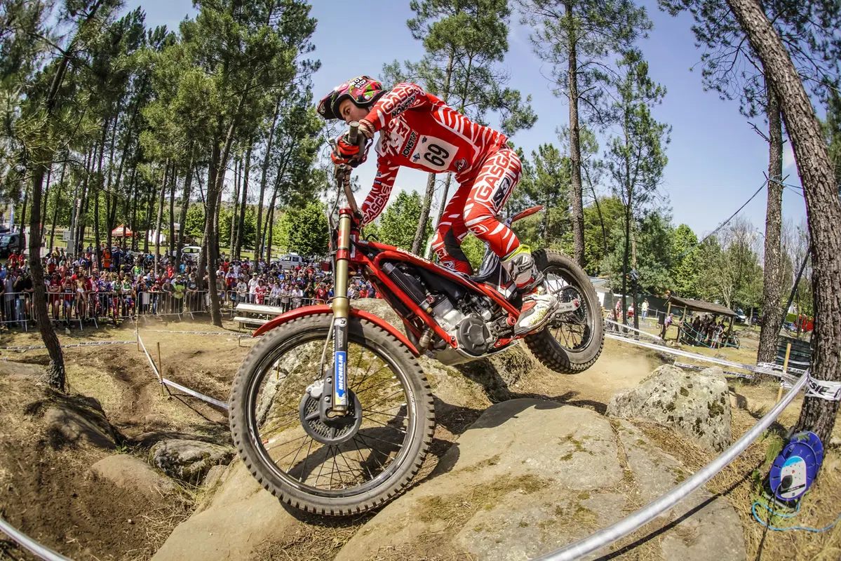 Trial Mondiale in Portogallo. Toni Bou sale a quota 100! (12)