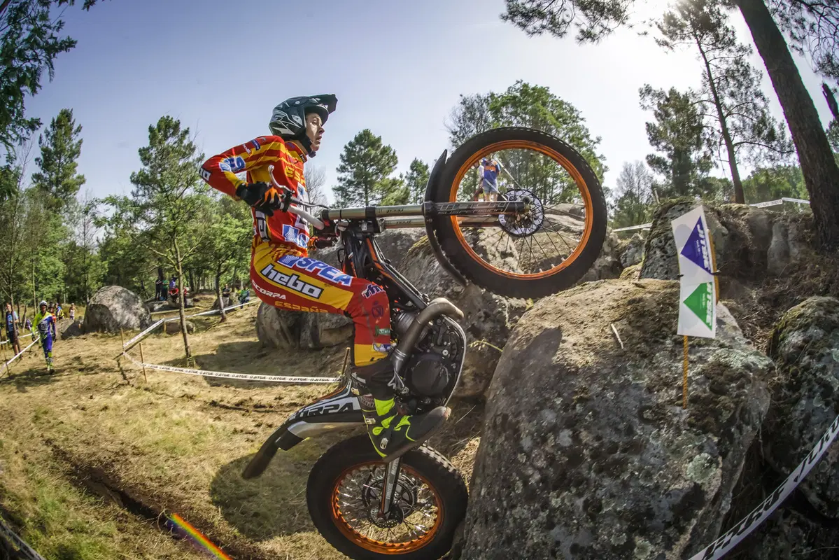 Trial Mondiale in Portogallo. Toni Bou sale a quota 100! (18)