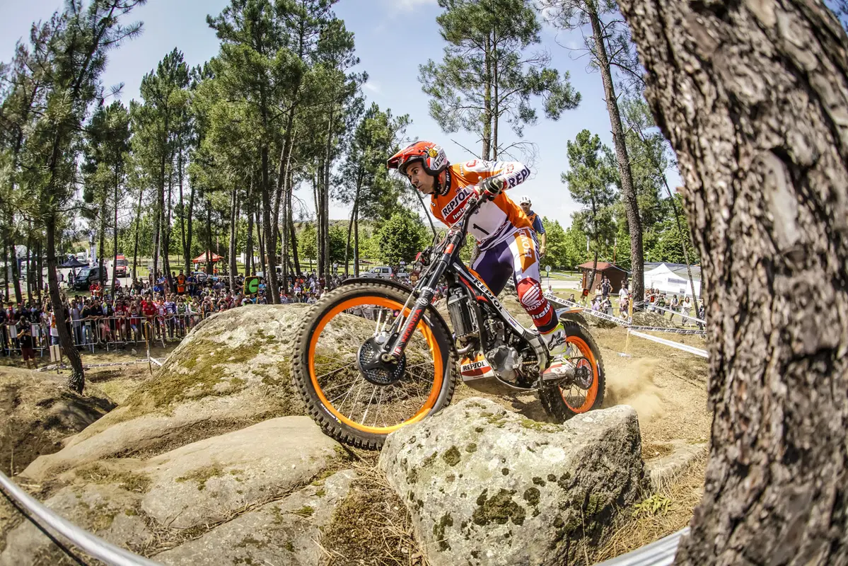 Trial Mondiale in Portogallo. Toni Bou sale a quota 100! (40)