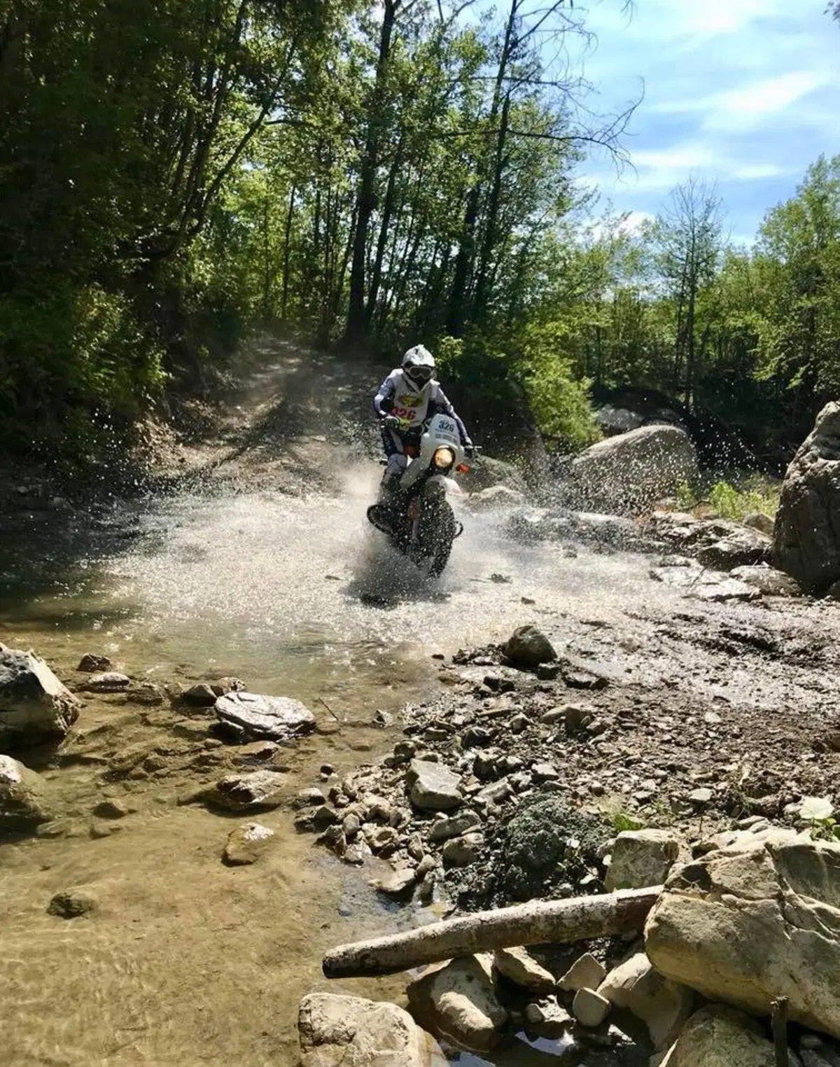 Grande sfida al Trofeo Italiano Scrambler in sella alla Caballero 125 con presidente della FMI! (14)